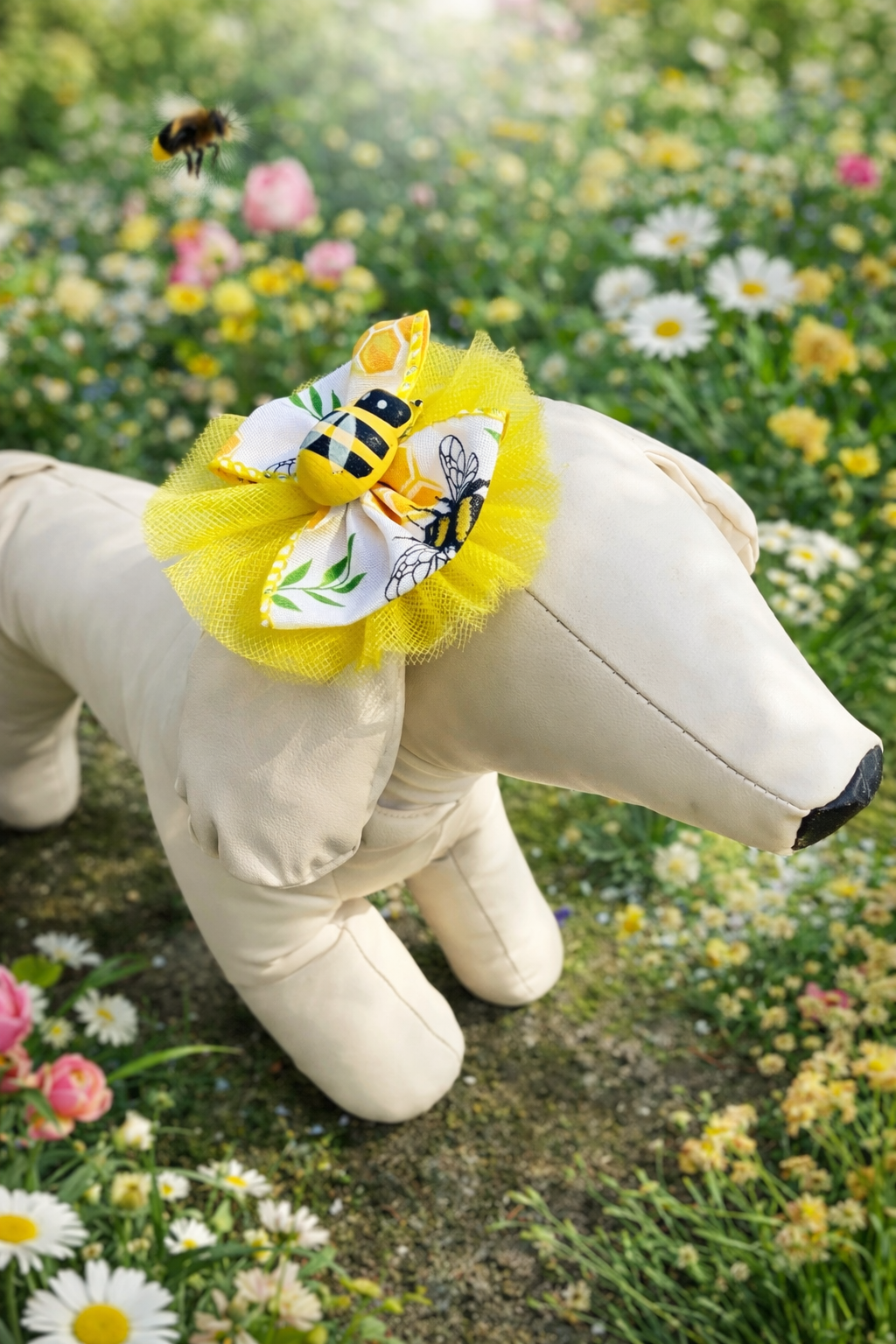 Bee Happy Bows ๐๐ผ